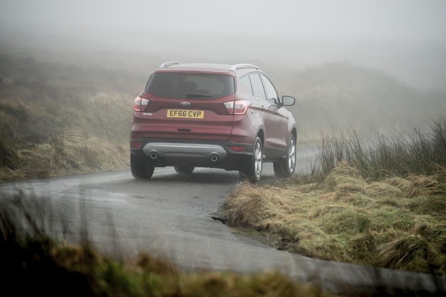  Ford Kuga 2017 года  (UK) (фото 28 из 60)